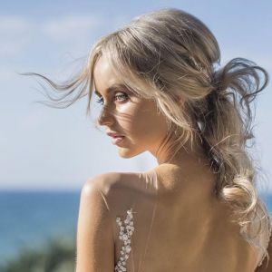 modern hairstyle for bride Sunshine Coast